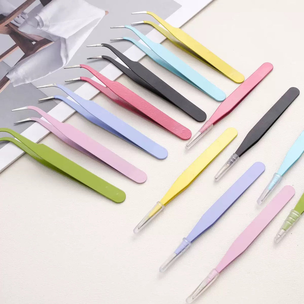 Tweezers
